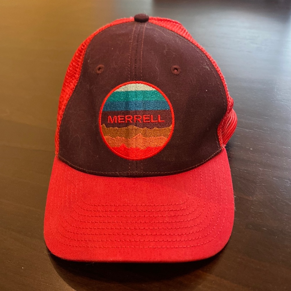 Merrell hiking hat.